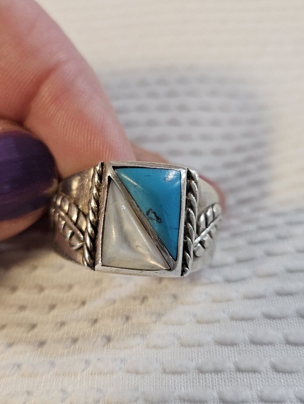 Vintage Native American Sterling Silver Ring Turquoise & Mother-of-pearl Size 9